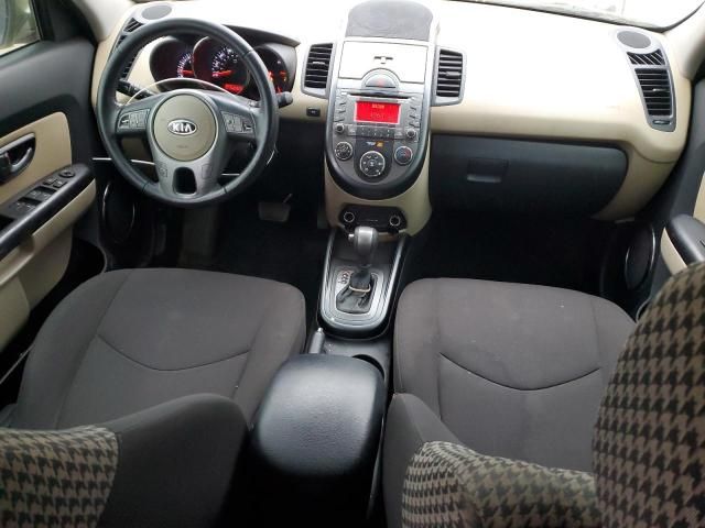 2011 KIA Soul +