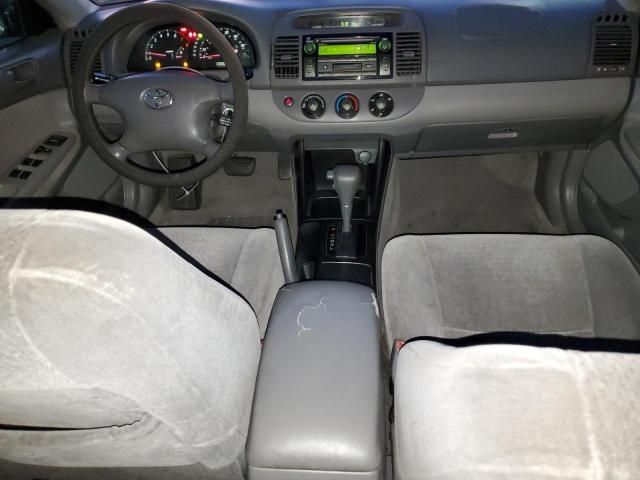 2004 Toyota Camry LE