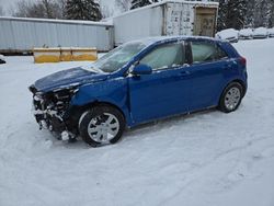 KIA Vehiculos salvage en venta: 2022 KIA Rio S