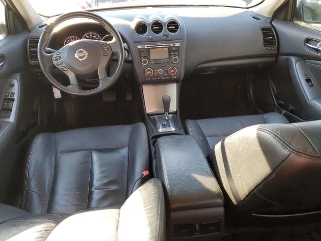 2010 Nissan Altima Base