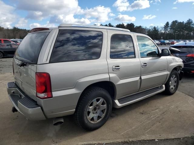 2004 Cadillac Escalade Luxury