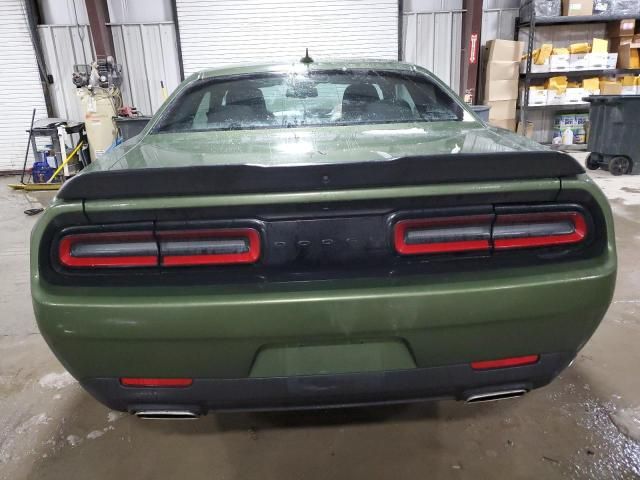 2022 Dodge Challenger SXT