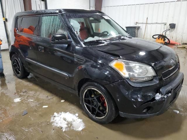 2010 KIA Soul +