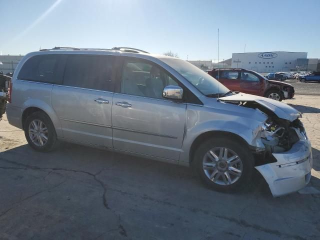 2008 Chrysler Town & Country Limited