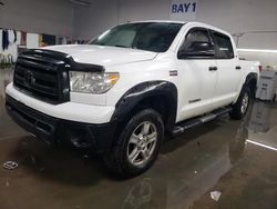 Vehiculos salvage en venta de Copart Elgin, IL: 2011 Toyota Tundra Crewmax SR5