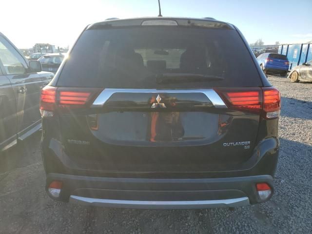 2016 Mitsubishi Outlander SE