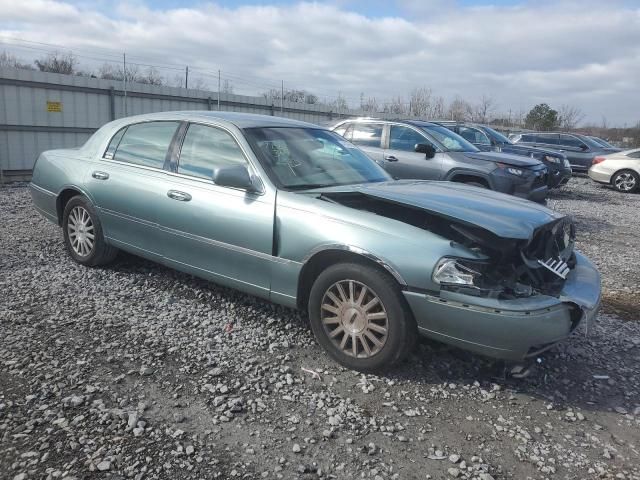 2004 Lincoln Town Car Executive