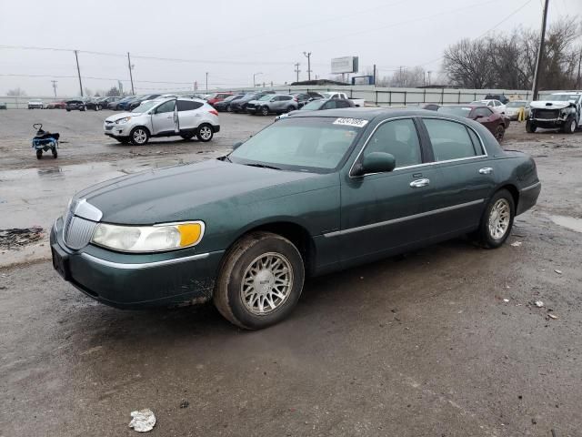 1999 Lincoln Town Car Signature