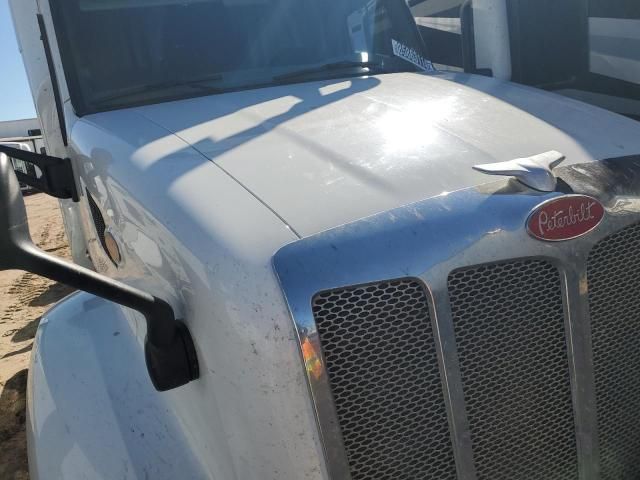 2018 Peterbilt 579