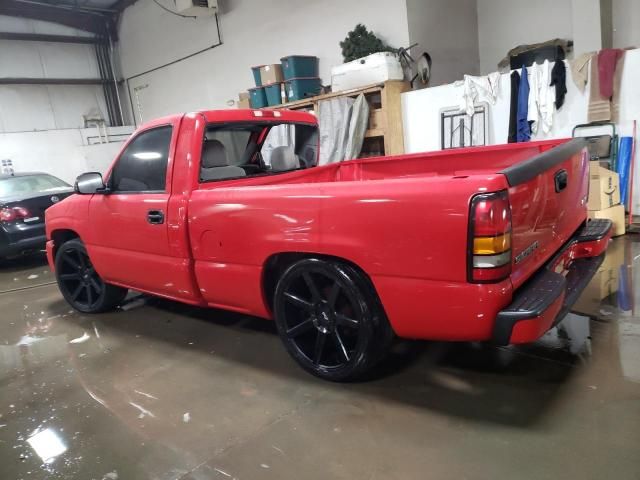 2007 GMC New Sierra C1500 Classic