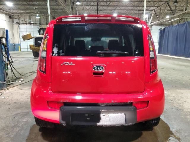 2010 KIA Soul +