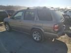 2004 Nissan Pathfinder LE