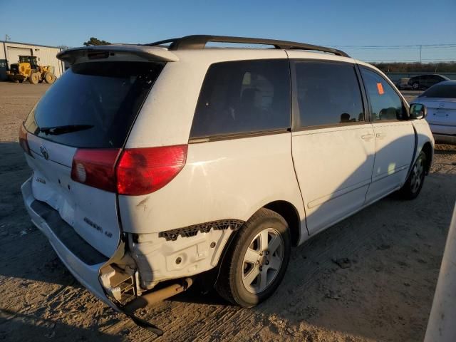 2006 Toyota Sienna CE