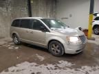 2009 Chrysler Town & Country LX