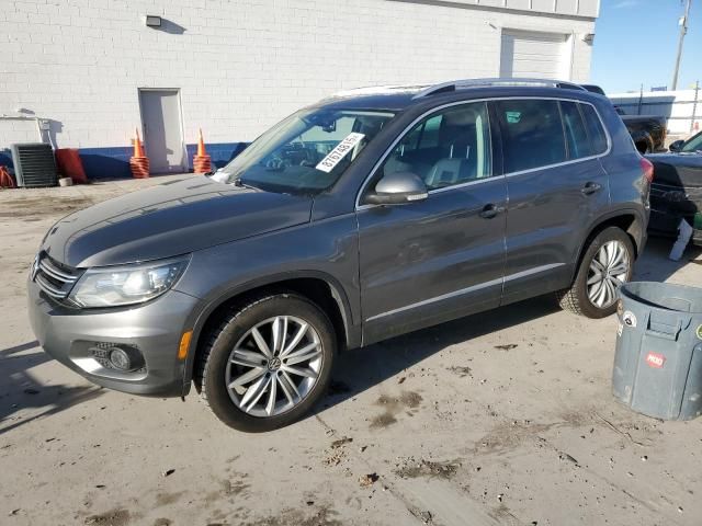 2016 Volkswagen Tiguan S