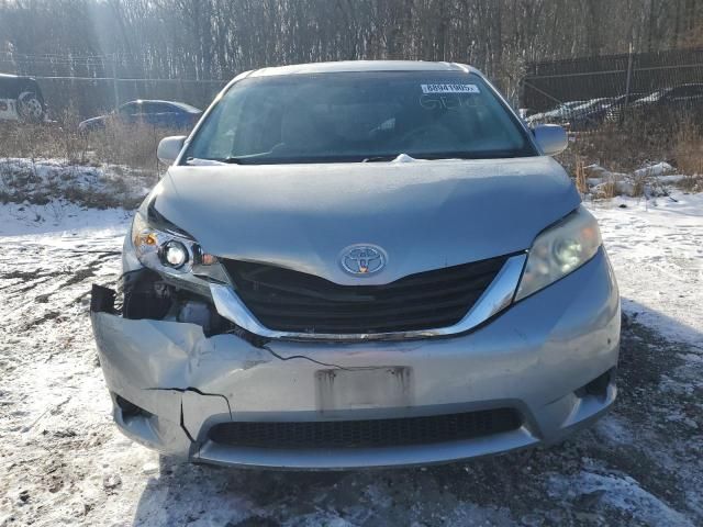 2011 Toyota Sienna LE