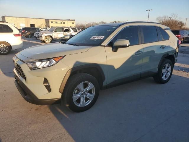 2020 Toyota Rav4 XLE