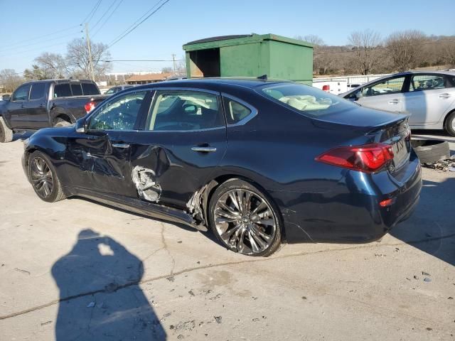 2017 Infiniti Q70 3.7