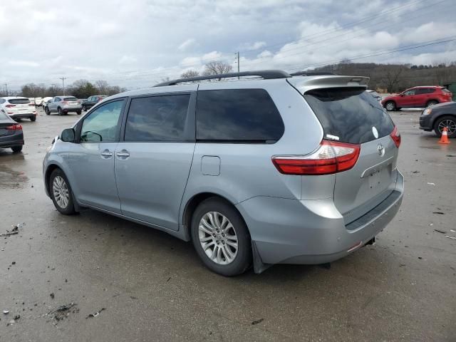 2015 Toyota Sienna XLE