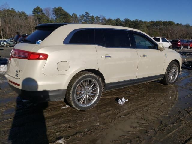 2014 Lincoln MKT