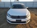 2014 Volkswagen Passat SE