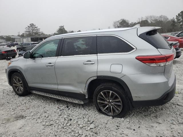 2019 Toyota Highlander SE