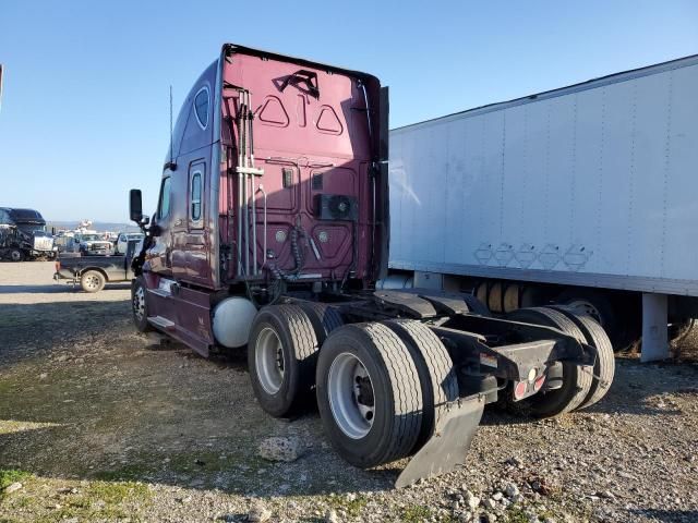 2013 Freightliner Cascadia 125