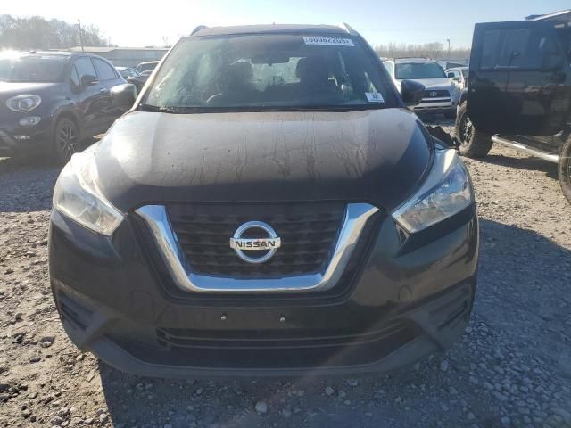 2019 Nissan Kicks S