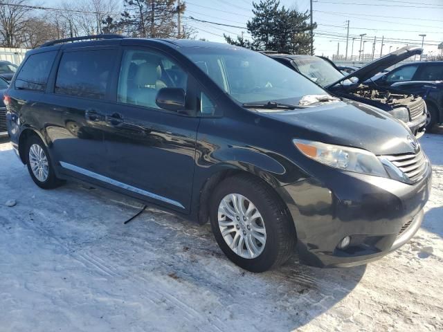 2014 Toyota Sienna XLE