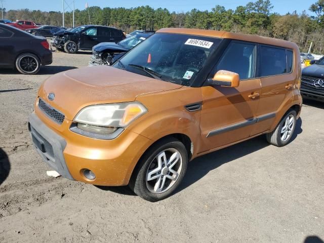 2011 KIA Soul +