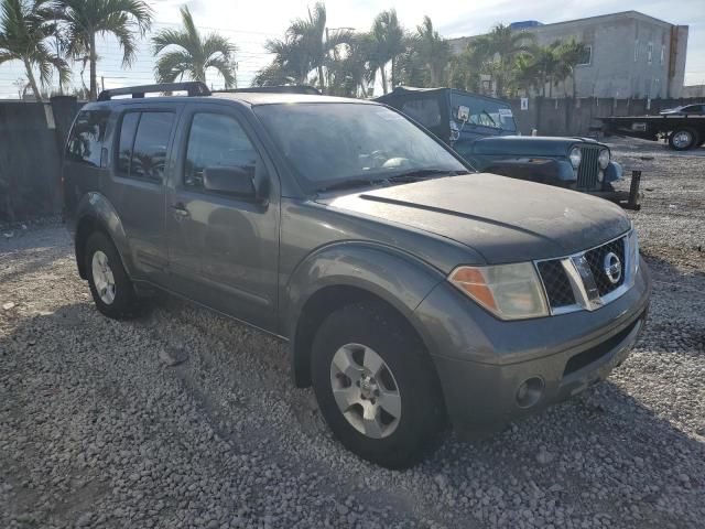 2007 Nissan Pathfinder LE