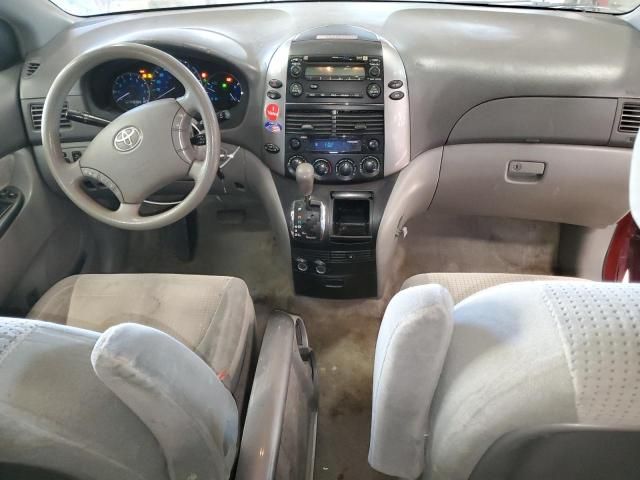 2008 Toyota Sienna CE