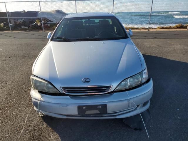 2000 Lexus ES 300