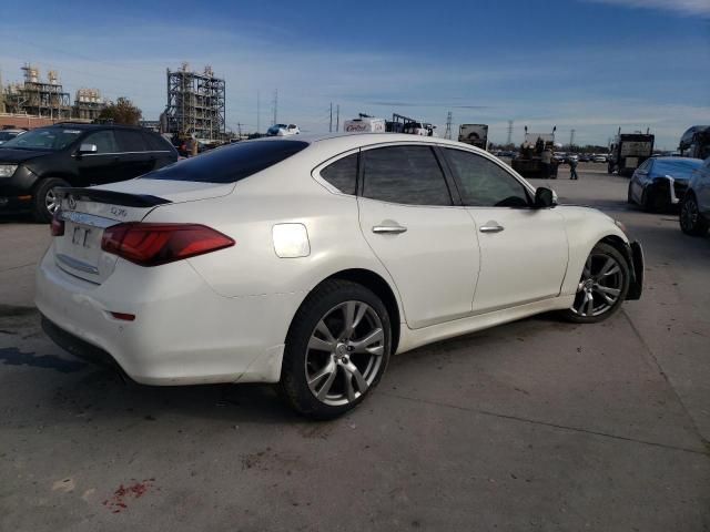 2015 Infiniti Q70 3.7