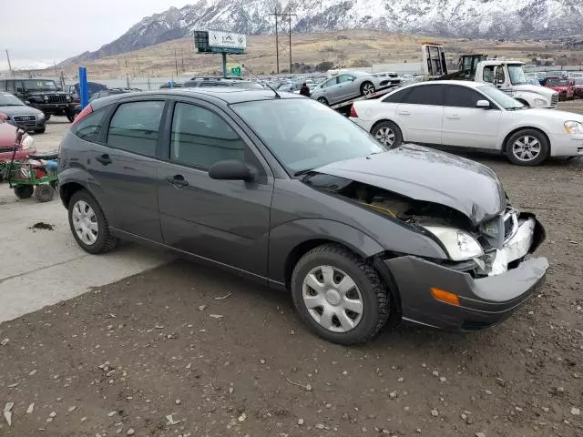 2005 Ford Focus ZX5