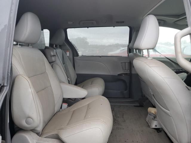 2019 Toyota Sienna XLE