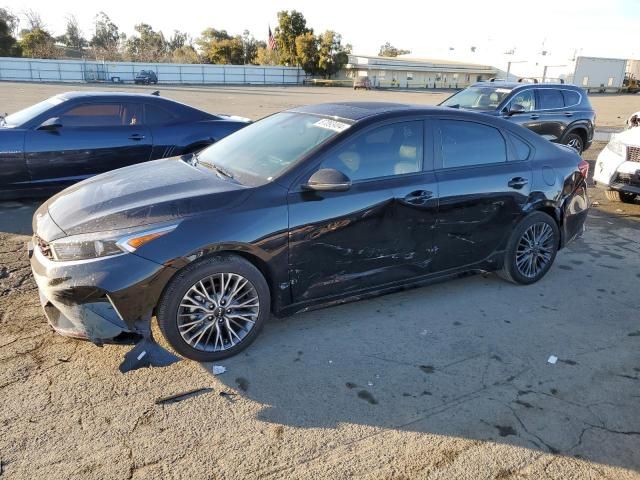 2023 KIA Forte GT Line