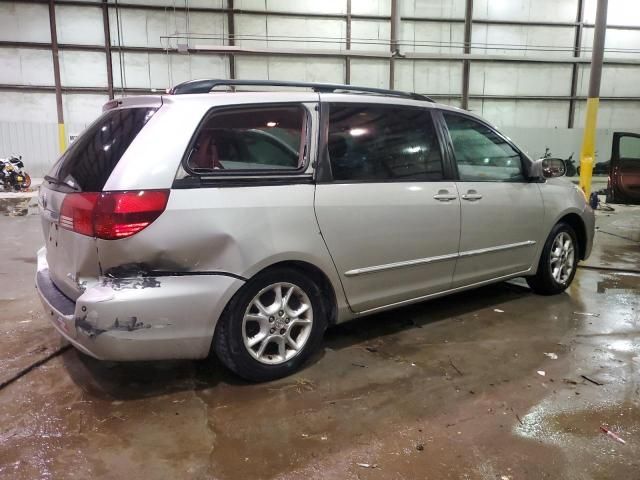 2004 Toyota Sienna XLE