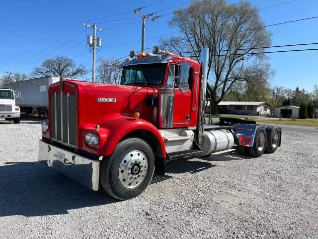 1986 Kenworth Construction T600