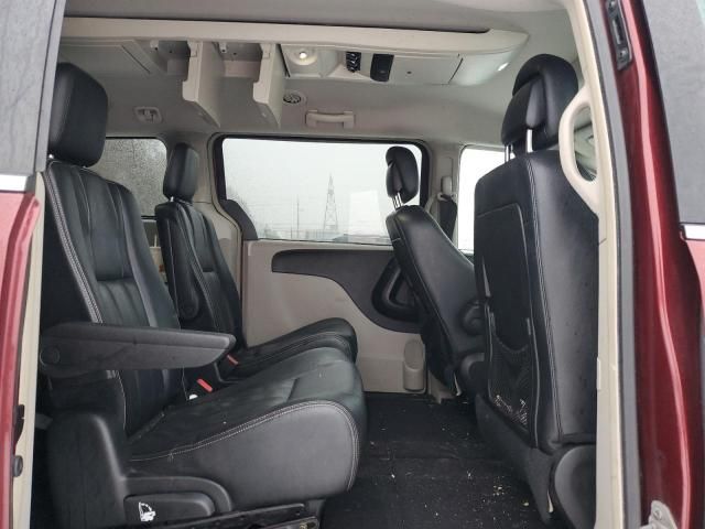 2017 Dodge Grand Caravan Crew