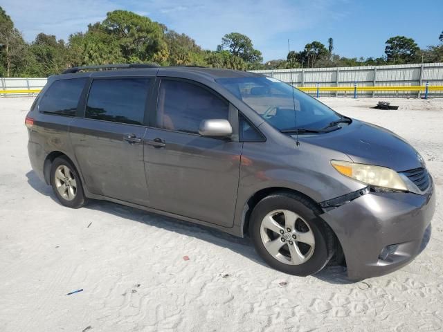 2011 Toyota Sienna LE