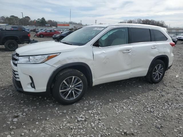 2018 Toyota Highlander SE