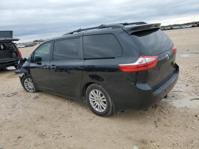 2015 Toyota Sienna XLE