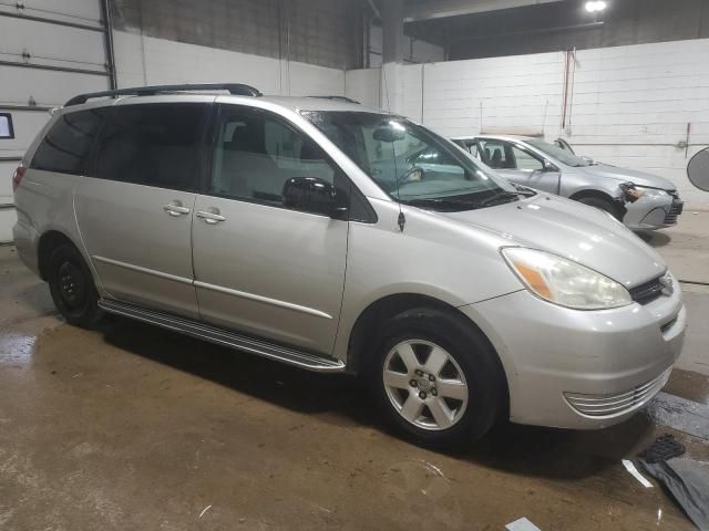 2005 Toyota Sienna CE