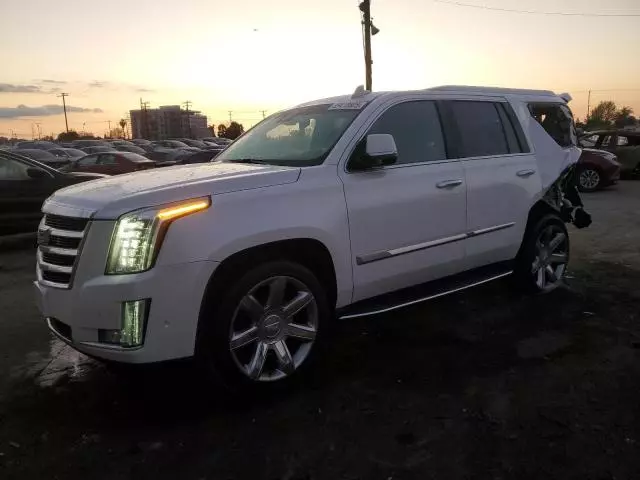 2017 Cadillac Escalade Luxury