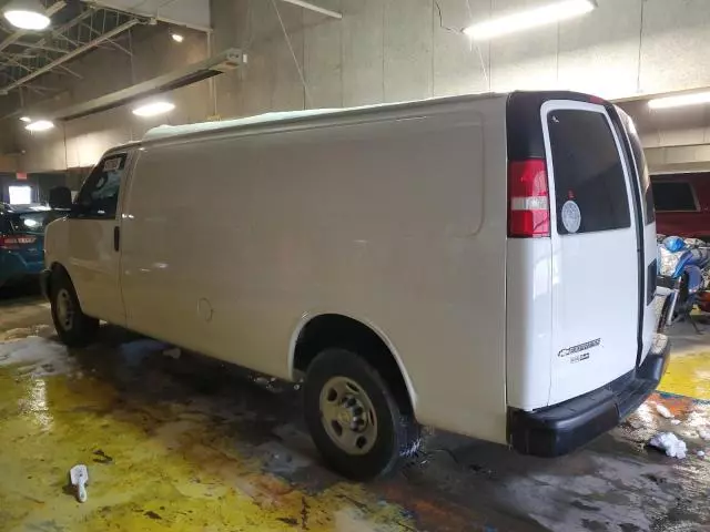 2019 Chevrolet Express G2500