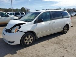 Carros salvage a la venta en subasta: 2004 Toyota Sienna CE