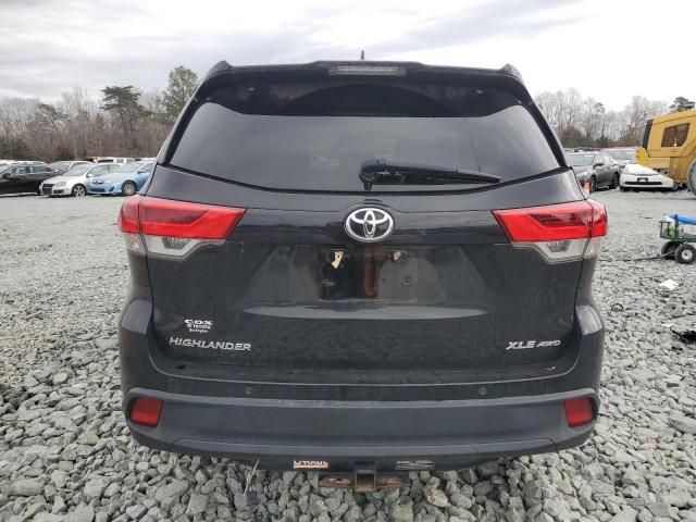 2018 Toyota Highlander SE