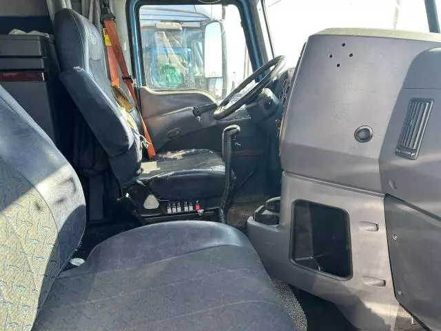 2016 Mack 600 CXU600