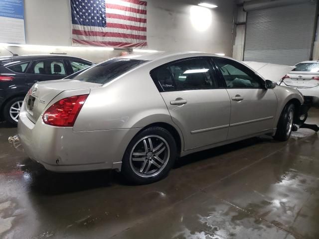 2004 Nissan Maxima SE